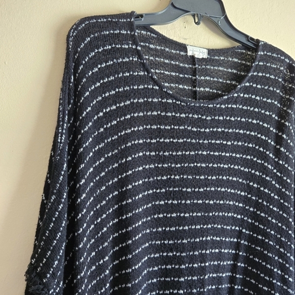 Maison Jules Black Striped Poncho Pullover Knit Sweater Size Small - Picture 2 of 9